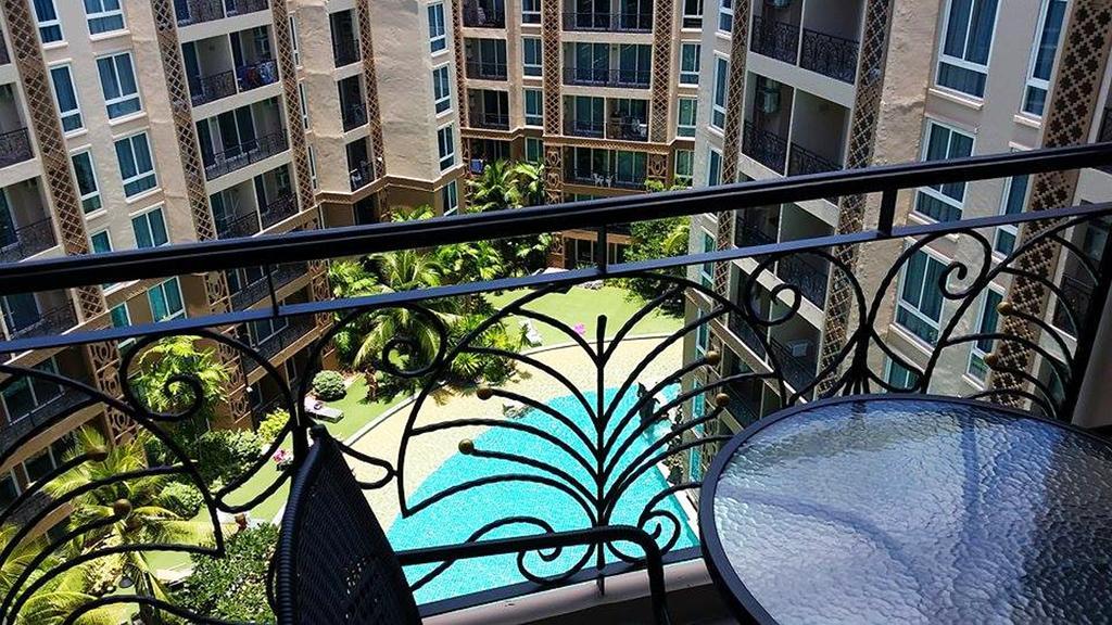 Atlantis Residence Praia de Jomtien Exterior foto
